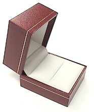 Classic Leatherette Ring Box